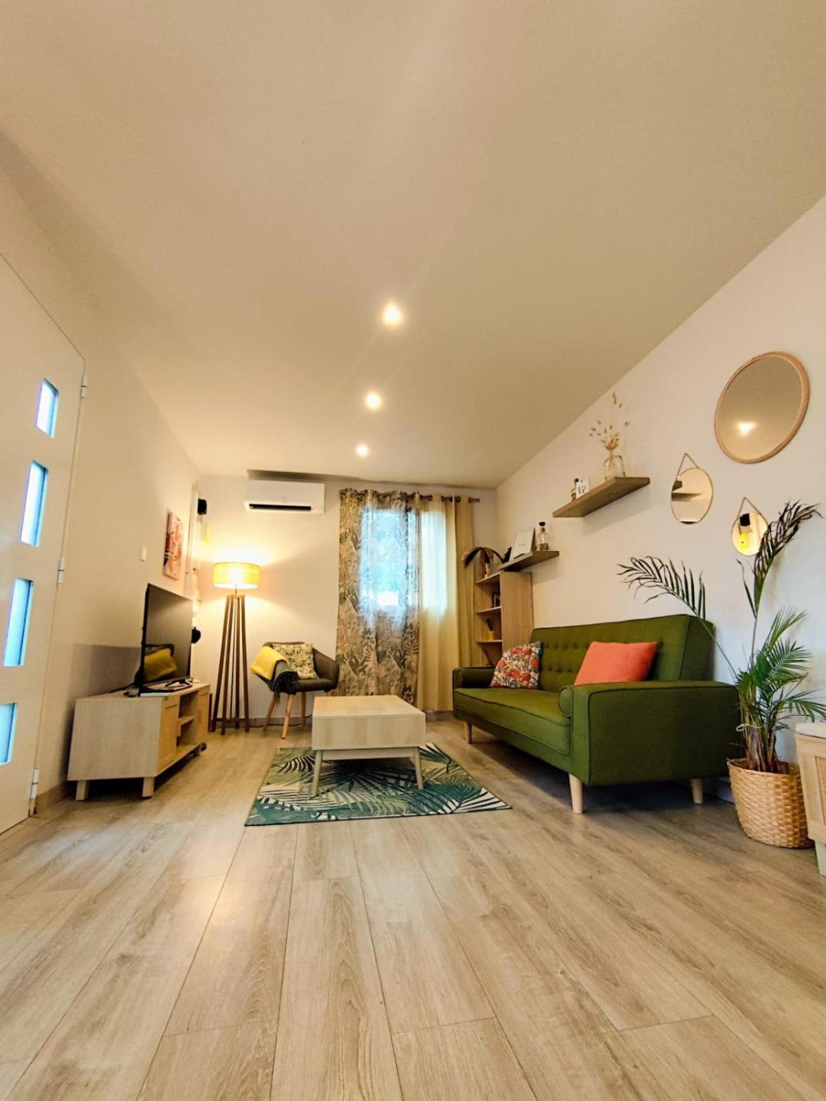 Cabanon Avec Dependance Βίλα Saint-Mitre-les-Remparts Εξωτερικό φωτογραφία